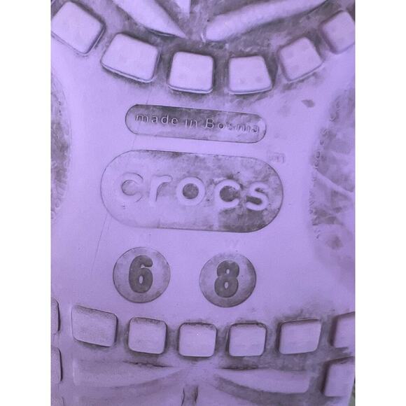 Lavender crocs gently used size 6 in womens nursing shoes, sandals, slides - Picture 7 of 8